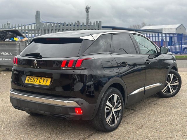 2017 PEUGEOT 3008 - Photo 3