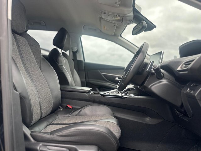 2017 PEUGEOT 3008 - Photo 12