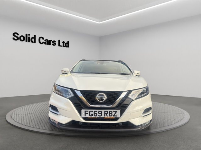 2019 Nissan Qashqai 1.3L Tekna 5dr - Photo 2