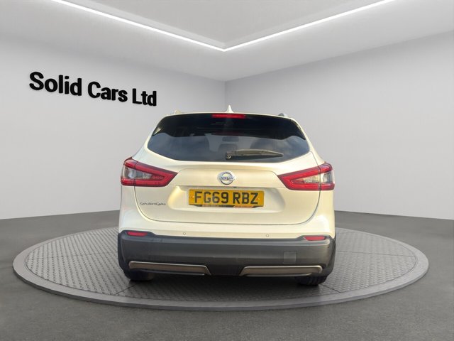 2019 Nissan Qashqai 1.3L Tekna 5dr - Photo 9