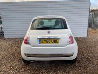 USED 2010 60 FIAT 500 1.2 Lounge Hatchback 3dr Petrol Manual Euro 5 (s/s) (69 bhp) 2 keys, sunroof, ulez