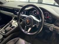 USED 2017 17 PORSCHE PANAMERA 3.0 V6 4 Saloon 5dr Petrol PDK 4WD Euro 6 (s/s) (330 ps) 