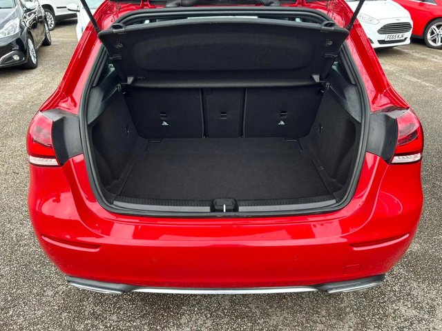 2019 Mercedes-Benz A-CLASS - Photo 10