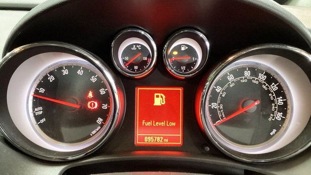 2014 VAUXHALL ASTRA GTC - Photo 7