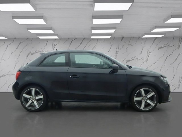 2012 AUDI A1 - Photo 8