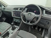 USED 2018 18 VOLKSWAGEN TIGUAN 2.0 TDI SEL SUV 5dr Diesel Manual 4Motion Euro 6 (s/s) (150 ps) HEATED FRONT SEATS+LANE ASSIST CLICK & COLLECT/HOME DELIVERY