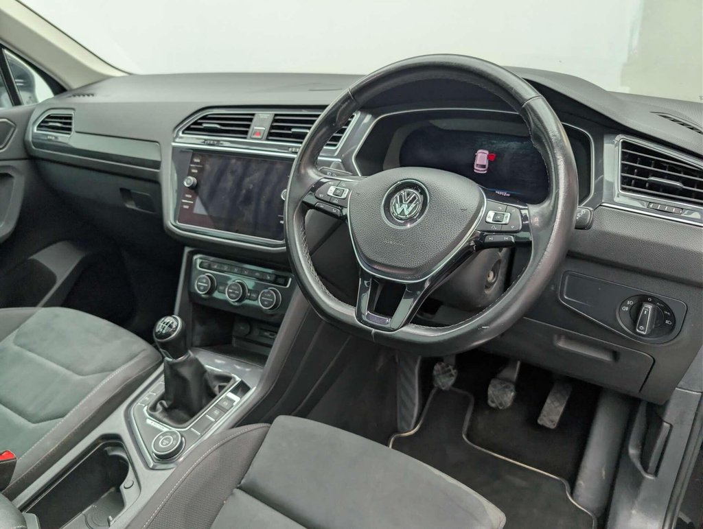Used 2018 18 VOLKSWAGEN TIGUAN 2.0 TDI SEL SUV 5dr Diesel Manual 4Motion Euro 6 (s/s) (150 ps) HEATED FRONT SEATS+LANE ASSIST CLICK & COLLECT/HOME DELIVERY