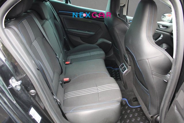 2017 RENAULT MEGANE 2017 1.6 dCi GT Line Nav Hatchback 5dr Diesel Manual Euro 6 (s/s) (130 ps) - Photo 10