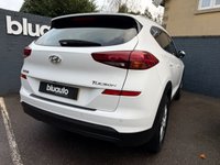 USED 2018 68 HYUNDAI TUCSON 1.6 GDi SE Nav SUV 5dr Petrol Manual Euro 6 (s/s) (132 ps) Dual zone climate control A/C, Satellite navigation, Cruise control, Bluetooth connectivity, USB and AUX input, Lane departure warning, Auto wipers, Different drive mode, Auto dimming rearview mirror, Power folding wingmirrors, DAB radio, LED daytime running lights, Rear parking camera, Rear parking sensors, Auto Headlights, Apple Carplay, Android Auto.