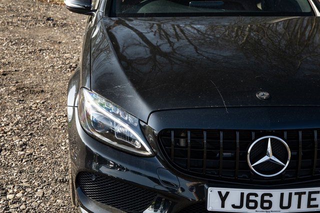 2016 MERCEDES-BENZ C-CLASS 2.1 C250d AMG Line (Premium Plus) Saloon 4dr Diesel 7G-Tronic+ Euro 6 (s/s) (204 ps) - Photo 9