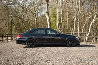 USED 2015 15 MERCEDES-BENZ E-CLASS 5.5 E63 V8 BiTurbo AMG Saloon 4dr Petrol SpdS MCT Euro 6 (s/s) (557 ps) COOLING SEATS