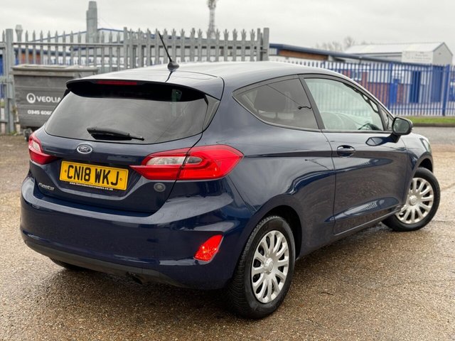 2018 FORD FIESTA - Photo 3