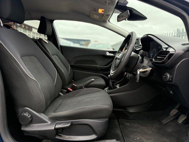 2018 FORD FIESTA - Photo 11