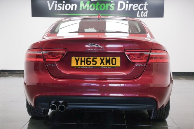 2015 JAGUAR XE 2.0d Prestige Auto Euro 6 (s/s) 4dr - Photo 3