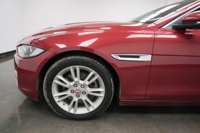 2015 JAGUAR XE 2.0d Prestige Auto Euro 6 (s/s) 4dr - Photo 6
