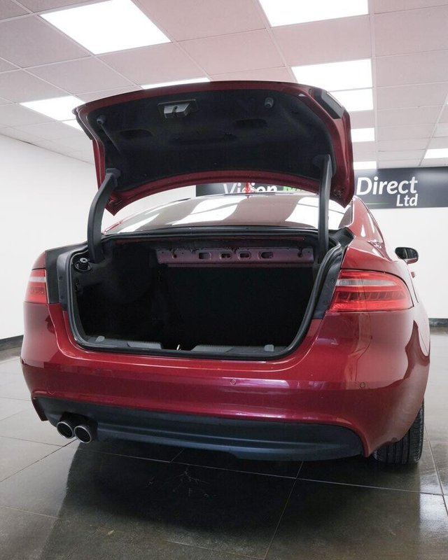 2015 JAGUAR XE 2.0d Prestige Auto Euro 6 (s/s) 4dr - Photo 8