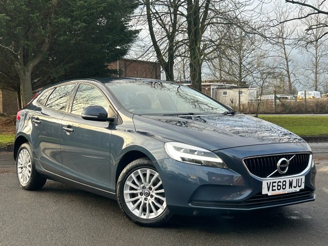 2018 Volvo V40