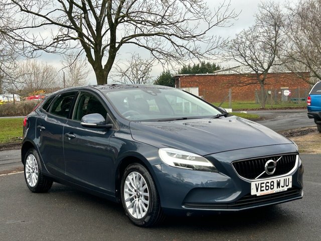 2018 Volvo V40 1.5L Momentum Nav Plus 5dr - Photo 6