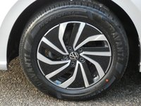 USED 2022 72 VOLKSWAGEN POLO 1.0 TSI Life 5d 95 S/S 1 OWNER FROM NEW, FULL VW SERVICE HISTORY, APPLE CARPLAY / ANDROID AUTO (GIVES YOU SAT NAV), DIGITAL DASH, LANE ASSIST, CRUISE CONTROL & SPEED LIMITER, FRONT ASSIST, ELECTRIC FOLDING HEATED MIRRORS, DAB RADIO, BLUETOOTH, MANUAL GEARBOX, ALLOY WHEELS, AUTOMATIC HEADLIGHTS & WIPERS, AUTO DIMMING REAR VIEW MIRROR, LEATHER MULTIFUNCTION STEERING WHEEL, FRONT CENTRE ARM REST, AIR CON, 2x USB PORTS, ILLUMINATING VANITY MIRRORS, ISO FIX