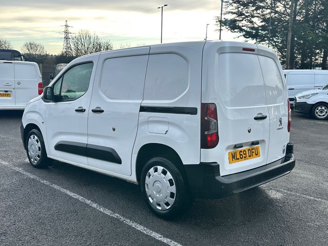 2019 PEUGEOT PARTNER - Photo 6