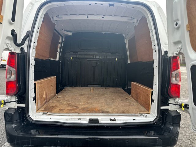 2019 PEUGEOT PARTNER - Photo 11