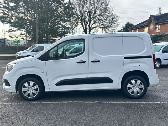 2022 VAUXHALL COMBO - Photo 5