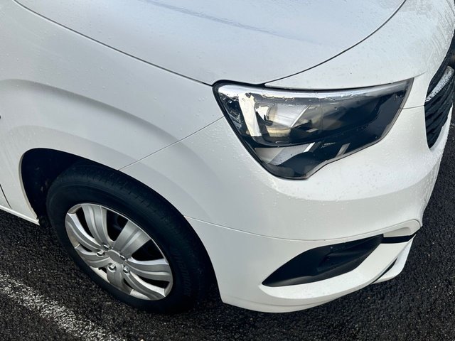 2022 VAUXHALL COMBO - Photo 11
