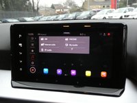 USED 2023 23 SEAT ARONA 1.0 TSI FR 5d 110 S/S FULL LINK FOR APPLE CARPLAY / ANDROID AUTO (GIVES YOU SAT NAV), WIRELESS PHONE CHARGER, REAR PARKING SENSORS, LED LIGHTS, AUTO LIGHTS & WIPERS, ELECTRIC FOLDING DOOR MIRRORS, CRUISE CONTROL & SPEED LIMITER, LANE ASSIST, DAB RADIO, BLUETOOTH PHONE & MEDIA, MANUAL 6 SPEED, TINTED GLASS, BLACK CONTRAST ROOF, ROOF RAILS, 17 INCH ALLOY WHEELS, FRONT FOG LIGHTS, SPORT SEATS, LEATHER FLAT BOTTOM MULTIFUNCTION STEERING WHEEL, 1 OWNER FROM NEW, SERVICE HISTORY