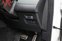 USED 2021 21 LAND ROVER DISCOVERY SPORT 2.0 D200 MHEV R-Dynamic S Plus SUV 5dr Diesel Auto 4WD Euro 6 (s/s) (204 ps) Bluetooth + Reverse Camera + Satellite Navigation