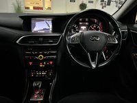 USED 2017 67 INFINITI Q30 1.5d Business Executive Hatchback 5dr Diesel DCT Euro 6 (s/s) (109 ps) 18"S + HEATED SEATS + SAT NAV