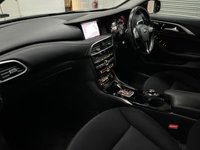 USED 2017 67 INFINITI Q30 1.5d Business Executive Hatchback 5dr Diesel DCT Euro 6 (s/s) (109 ps) 18"S + HEATED SEATS + SAT NAV