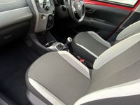 USED 2015 15 TOYOTA AYGO 1.0 VVT-i x-play Hatchback 5dr Petrol Manual Euro 5 Euro 5 (68 ps) 
