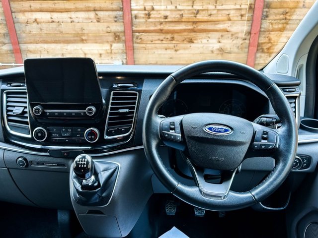 2019 FORD TOURNEO CUSTOM - Photo 2