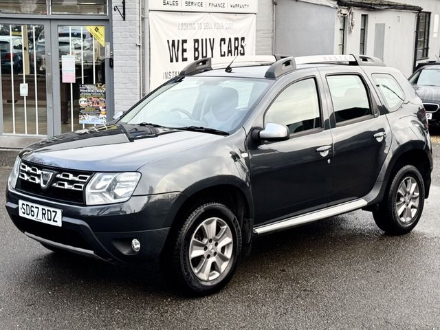 2017 DACIA DUSTER 1.5 dCi Laureate SUV 5dr Diesel Manual Euro 6 (s/s) (110 ps) - Photo 4