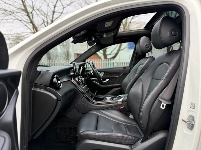 2018 Mercedes-Benz Glc 2.1L Amg Line 5dr - Photo 12