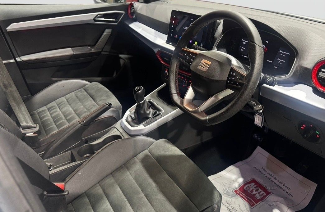 USED 2025 25 SEAT ARONA 1.0 TSI FR Sport SUV 5dr Petrol Manual Euro 6 (s/s) (115 ps) 