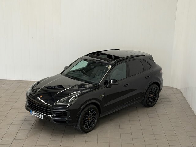 2021 Porsche Cayenne - Photo 2