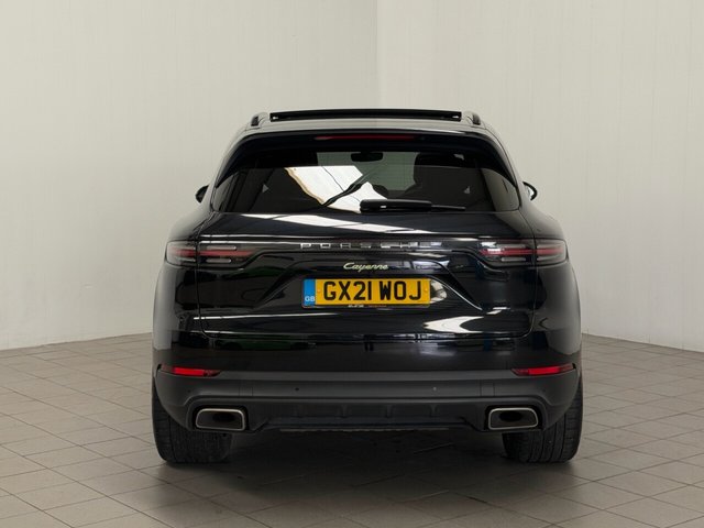 2021 Porsche Cayenne - Photo 9