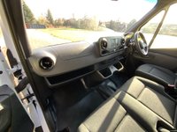 USED 2022 72 MERCEDES-BENZ SPRINTER 2.0 315 CDI Progressive Panel Van 5dr Diesel AUTO RWD L2 H2 Euro 6 (s/s) (150 ps) 9-G AUTO GEARBOX,ELEC PACK,CRUISE,