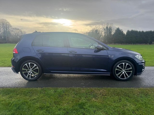 2018 Volkswagen Golf 2L R-Line 5dr - Photo 2