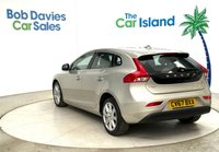 USED 2017 67 VOLVO V40 2.0 D2 Inscription Hatchback 5dr Diesel Manual Euro 6 (s/s) (120 ps) Very Low Mileage And Fantastic Volvo Service History. 24000 Miles, Heated Leather SATNAV Park Assist and Cruise Control