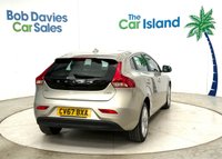 USED 2017 67 VOLVO V40 2.0 D2 Inscription Hatchback 5dr Diesel Manual Euro 6 (s/s) (120 ps) Very Low Mileage And Fantastic Volvo Service History. 24000 Miles, Heated Leather SATNAV Park Assist and Cruise Control