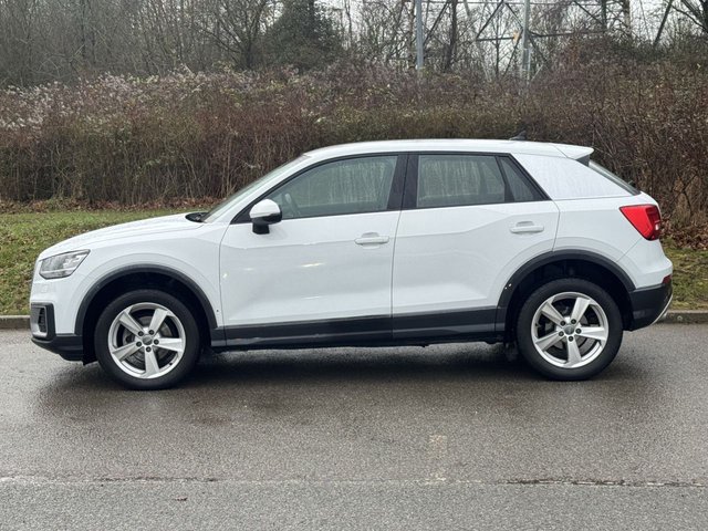 2019 AUDI Q2 - Photo 2
