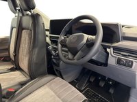 USED 2025 75 VOLKSWAGEN TRANSPORTER 2.0 TDI COMMERCE SWB T28 110BHP DELIVERY MILES  / SWB / NEW T7 / RIB 112 CONVERSION / SOLAR PANEL