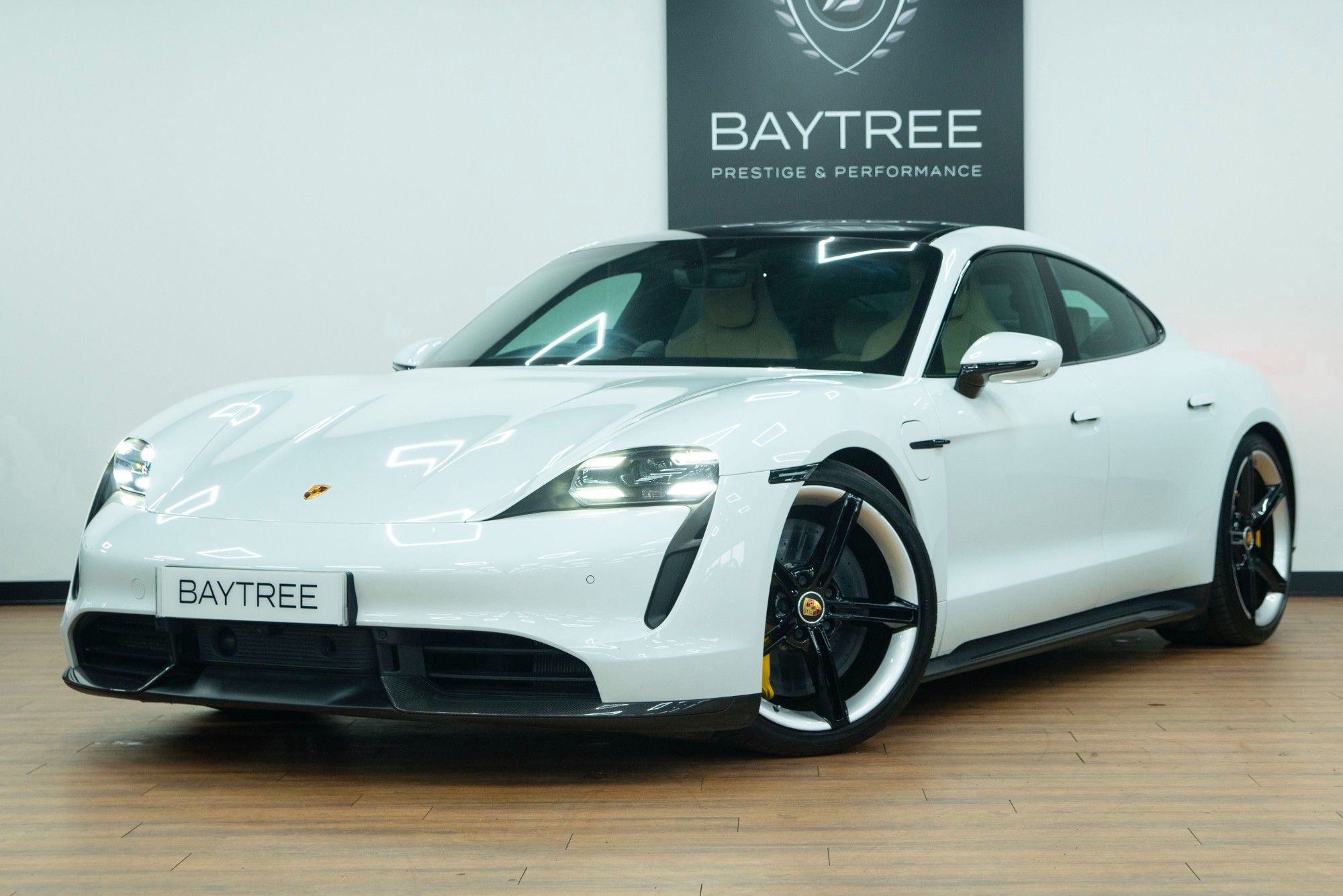 USED 2022 71 PORSCHE TAYCAN Performance Plus 93.4kWh Turbo S Saloon 