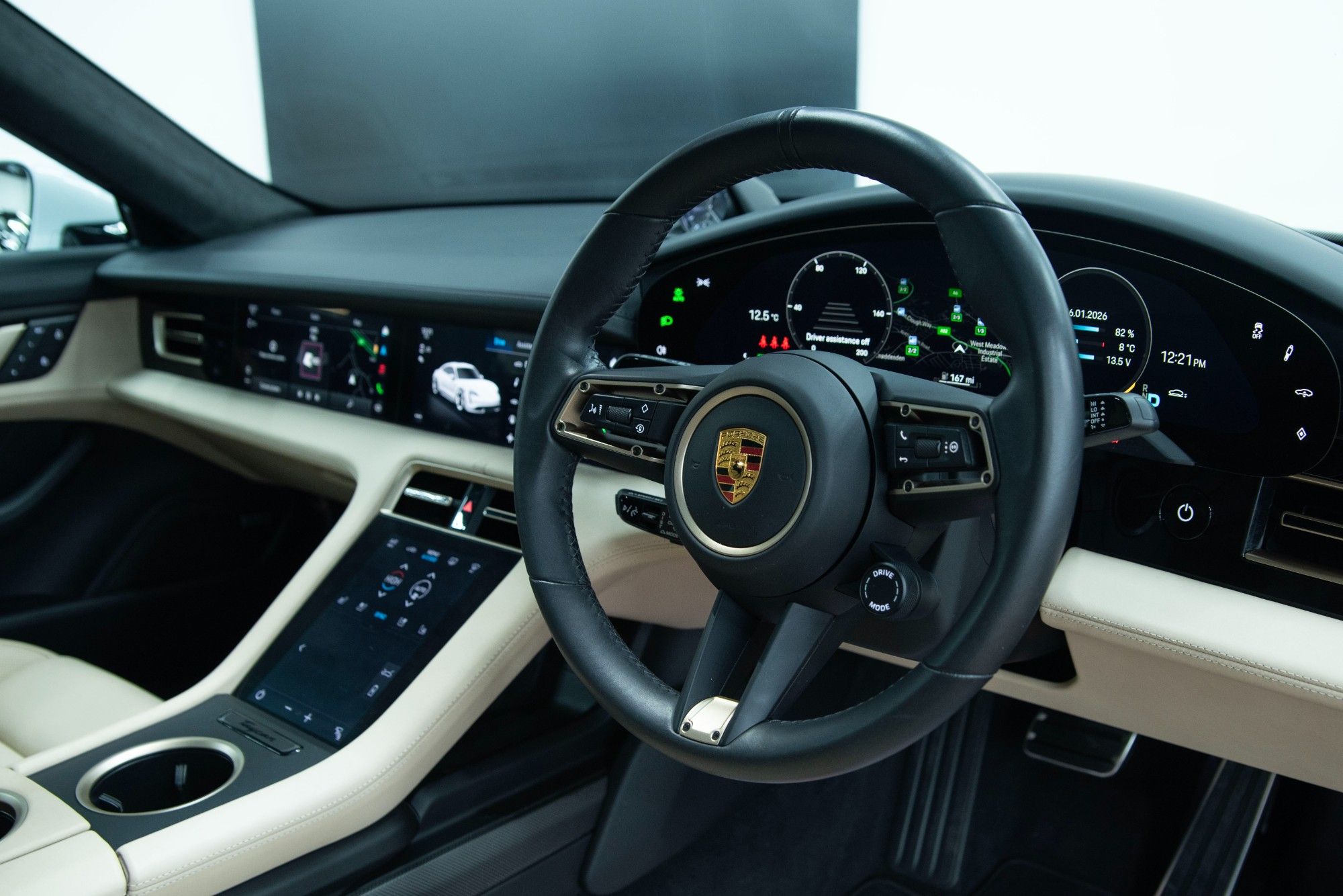 USED 2022 71 PORSCHE TAYCAN Performance Plus 93.4kWh Turbo S Saloon 