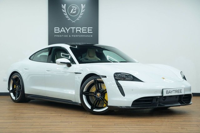 2022 71 Porsche Taycan Performance Plus 93.4kWh Turbo S Saloon