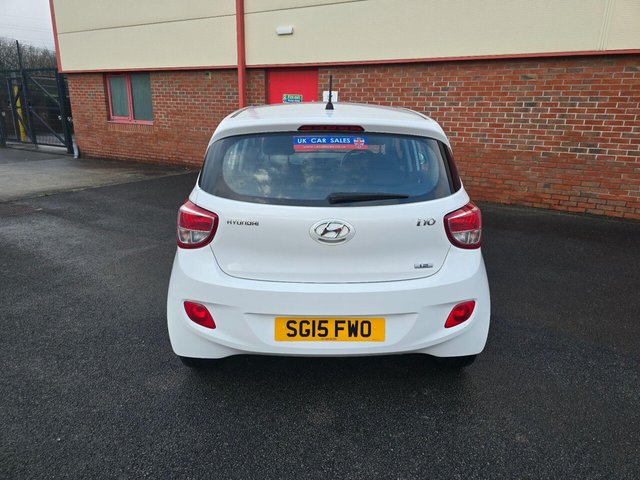 2015 HYUNDAI I10 - Photo 5