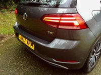 USED 2017 17 VOLKSWAGEN GOLF 1.4 TSI BlueMotion Tech SE Hatchback 5dr Petrol Manual Euro 6 (s/s) (125 ps) 2 OWNER WITH ONLY 47,000 MILES AND 35 POUND A YEAR ROAD TAX //APPLE-PLAY//FRONT -REAR PARK SENSORS//ELEC FOLD MIRRORS//BLUETOOTH//DAB//X8 VW SERVICE STMPS//NEW FRONT TYRES//ALLOYS//BEAUTIFULLY KEPT INSIDE AND OUT Petrol Manual Euro 6 (s/s) (125 ps) 2 OWNER WITH ONLY 47,000 MILES AND 35 POUND A YEAR ROAD TAX //APPLE-PLAY//FRONT -REAR PARK SENSORS//ELEC FOLD MIRRORS//BLUETOOTH//DAB//X8 VW SERVICE STMPS//NEW FRONT TYRES//ALLOYS//BEAUTIFULLY KEPT INSIDE AND OUT//ADAPTIVE CRUISE CONTROL