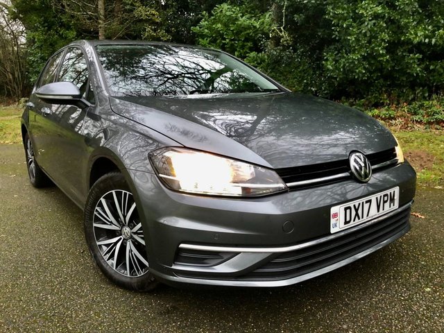 2017 17 Volkswagen Golf 1.4 TSI BlueMotion Tech SE Hatchback 5dr Petrol Manual Euro 6 (s/s) (125 ps) 2 OWNER WITH ONLY 47,000 MILES AND 35 POUND A YEAR ROAD TAX //APPLE-PLAY//FRONT -REAR PARK SENSORS//ELEC FOLD MIRRORS//BLUETOOTH//DAB//X8 VW SERVICE STMPS//NEW FRONT TYRES//ALLOYS//BEAUTIFULLY KEPT INSIDE AND OUT